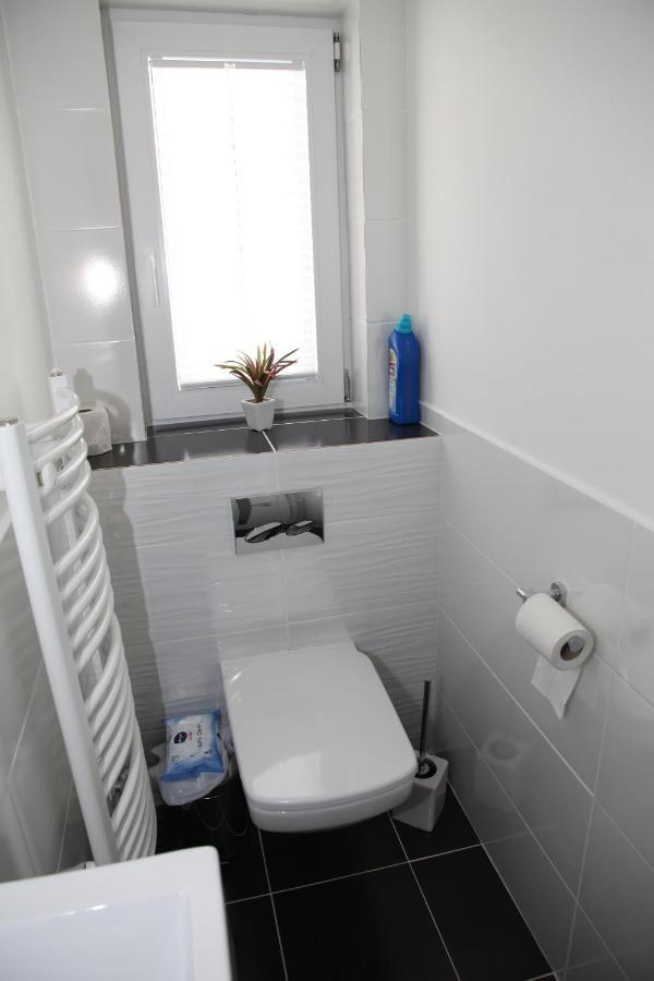 Apartment ทันน์ไฮม์ ภายนอก รูปภาพ