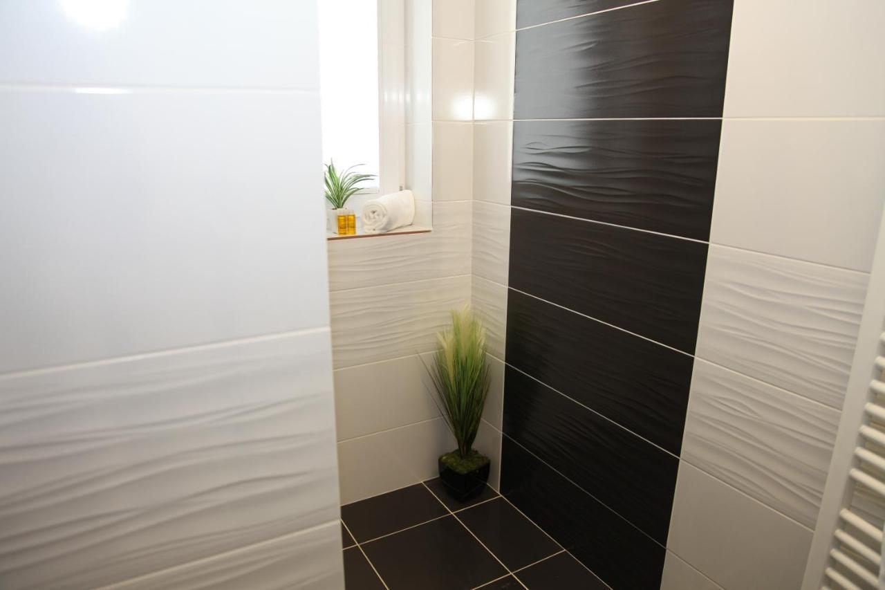 Apartment ทันน์ไฮม์ ภายนอก รูปภาพ