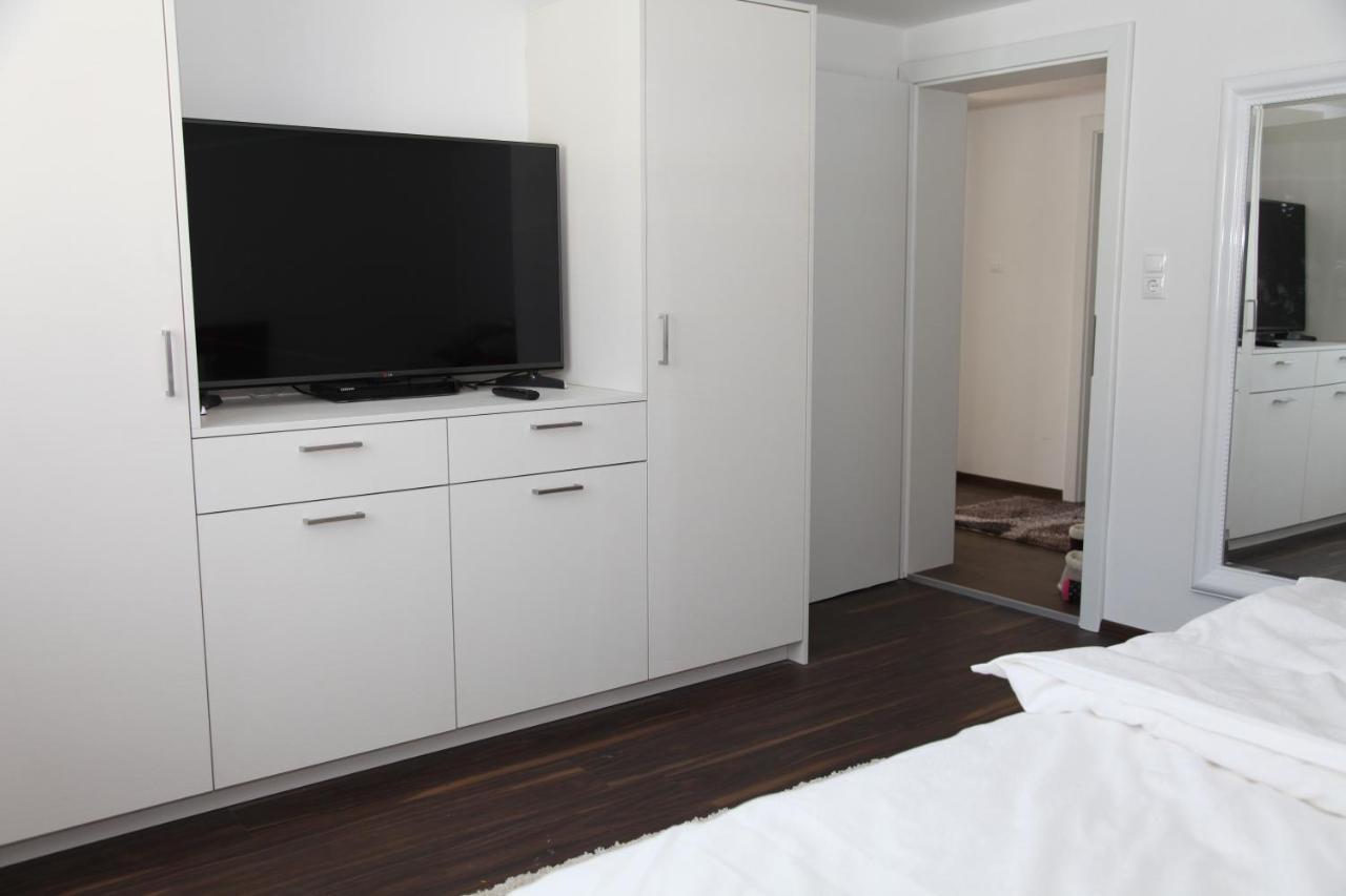 Apartment ทันน์ไฮม์ ภายนอก รูปภาพ